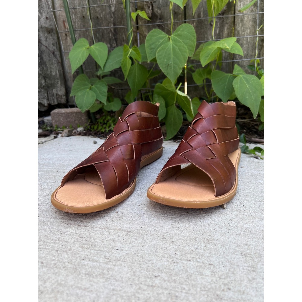 BORN Iowa Woven Leather Brown Gladiator Sandals Ankle Zip Women's Sz 11 NWT - Picture 4 of 10